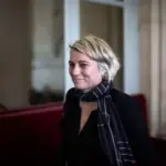 Mais rassurez-vous : l’infirmier reste “subalterne” par décret. La folie de Mme Rist continue.